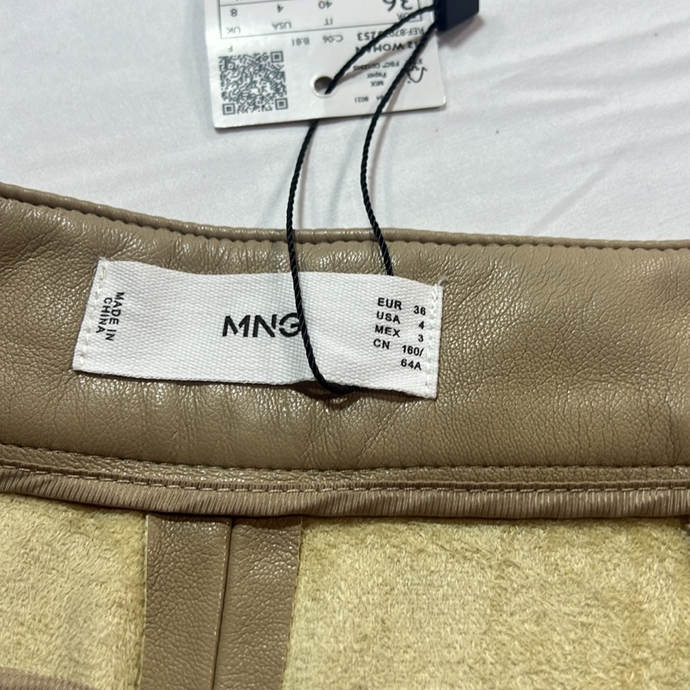 MNG faux leather pants size 4 NWT - Picture 2 of 10
